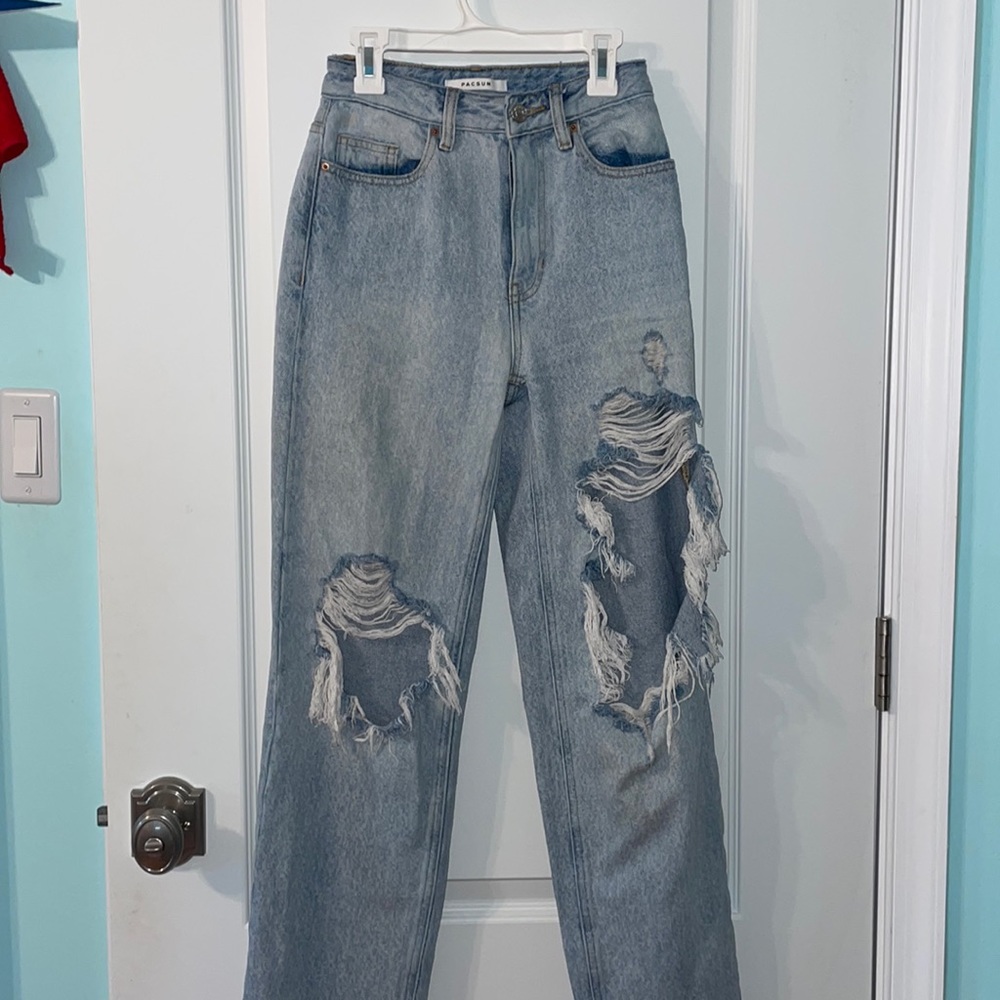PacSun 90’s boyfriend